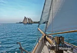  Komar 368x254 8-526 Sailing