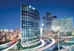  Komar 368x254 8-912 La Defense